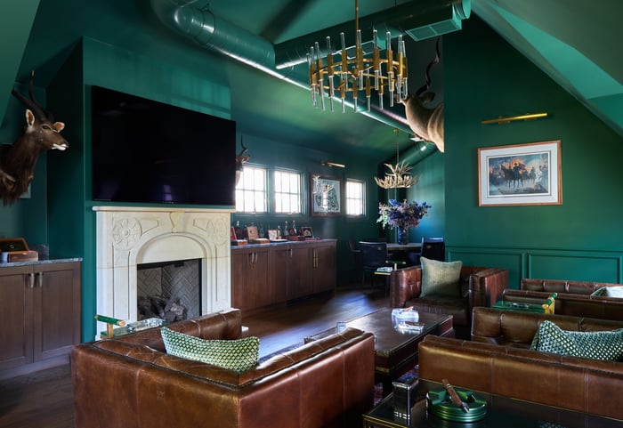 Coach House Cigar Lounge